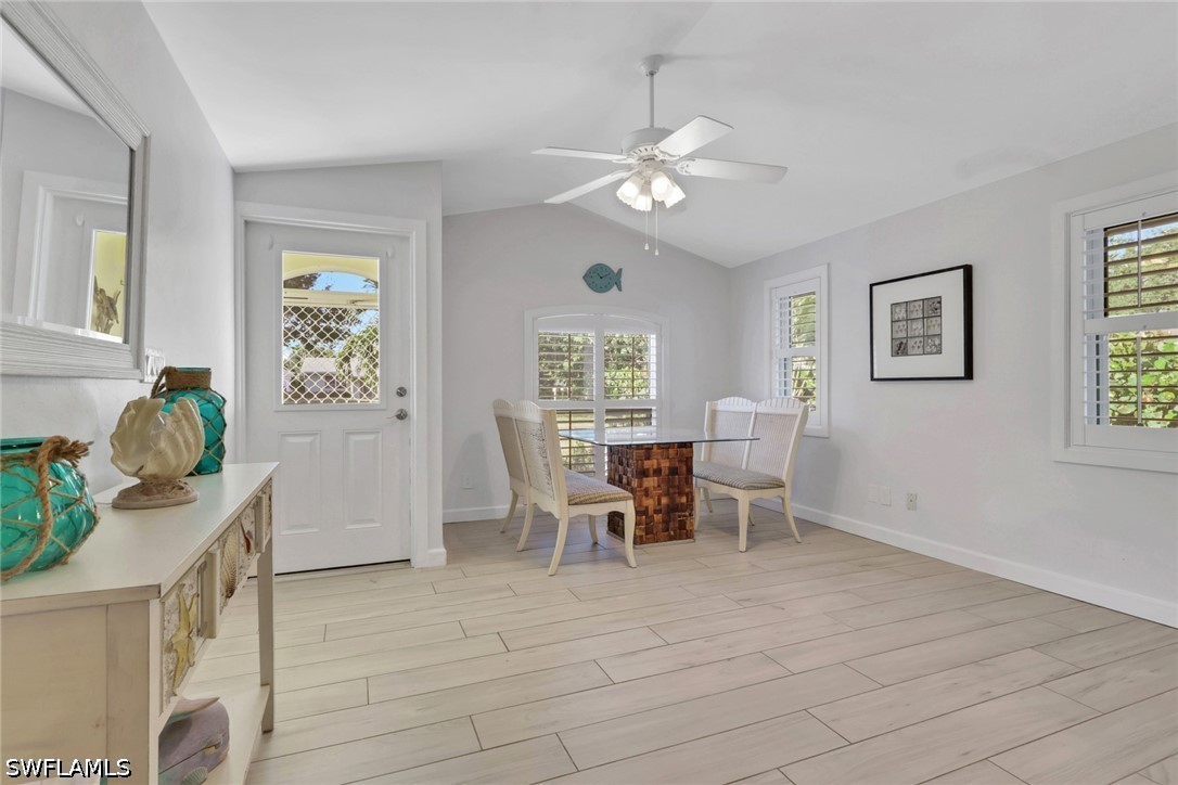 187 2nd St Property Photo 2