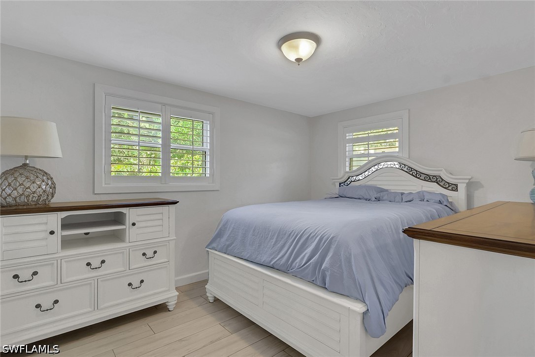 187 2nd St Property Photo 12