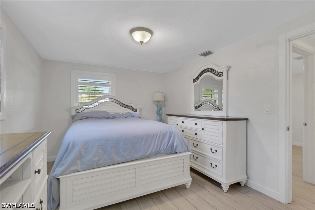 187 2nd St Property Photo 13