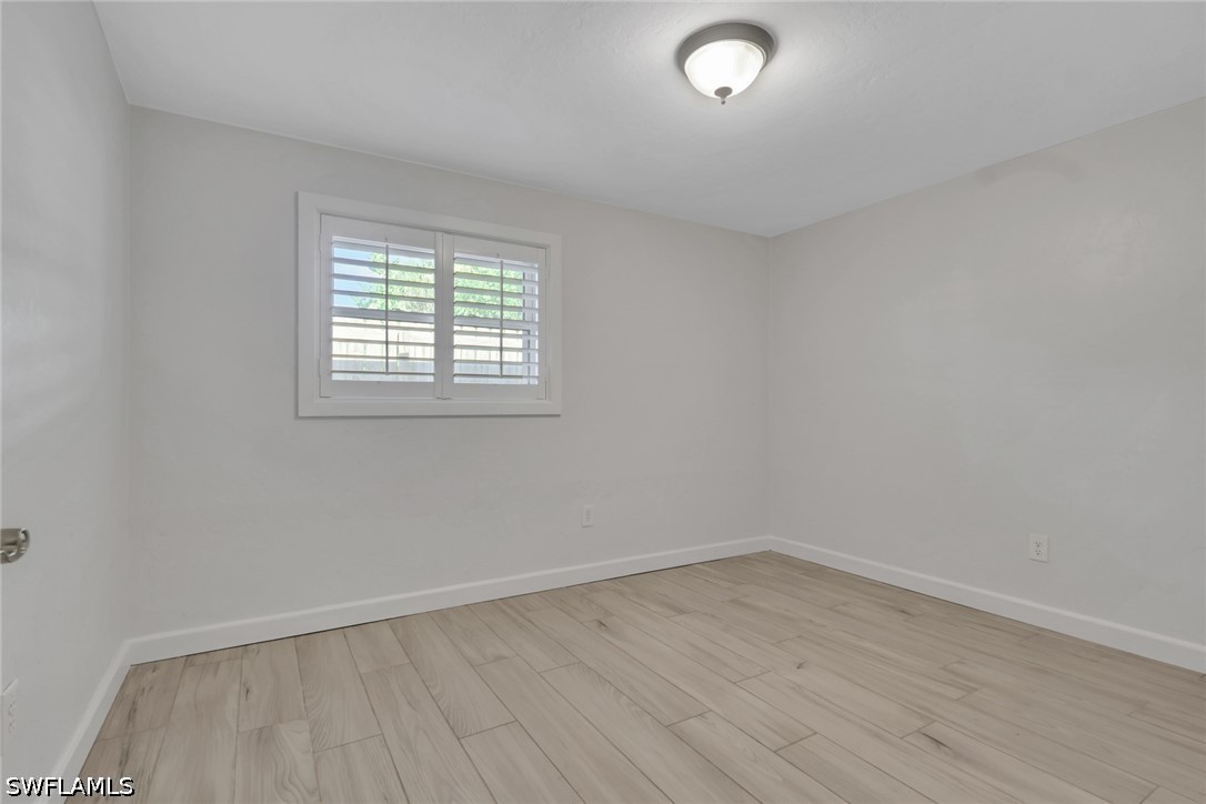 187 2nd St Property Photo 19