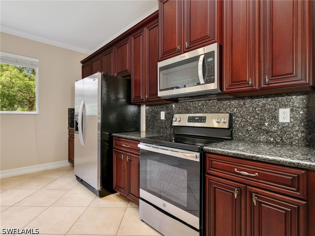 10221 Olivewood Way 157 Property Photo 16