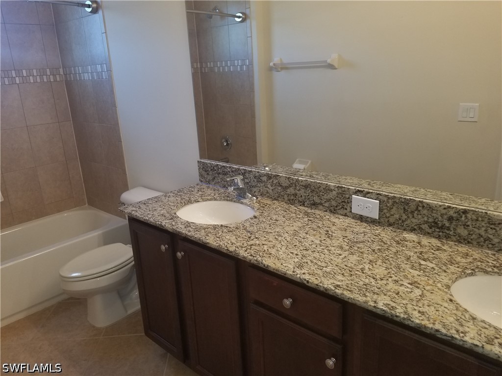 11253 Sparkleberry Dr Property Photo 16