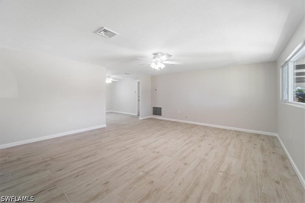 6128 Cocos Dr Property Photo 4