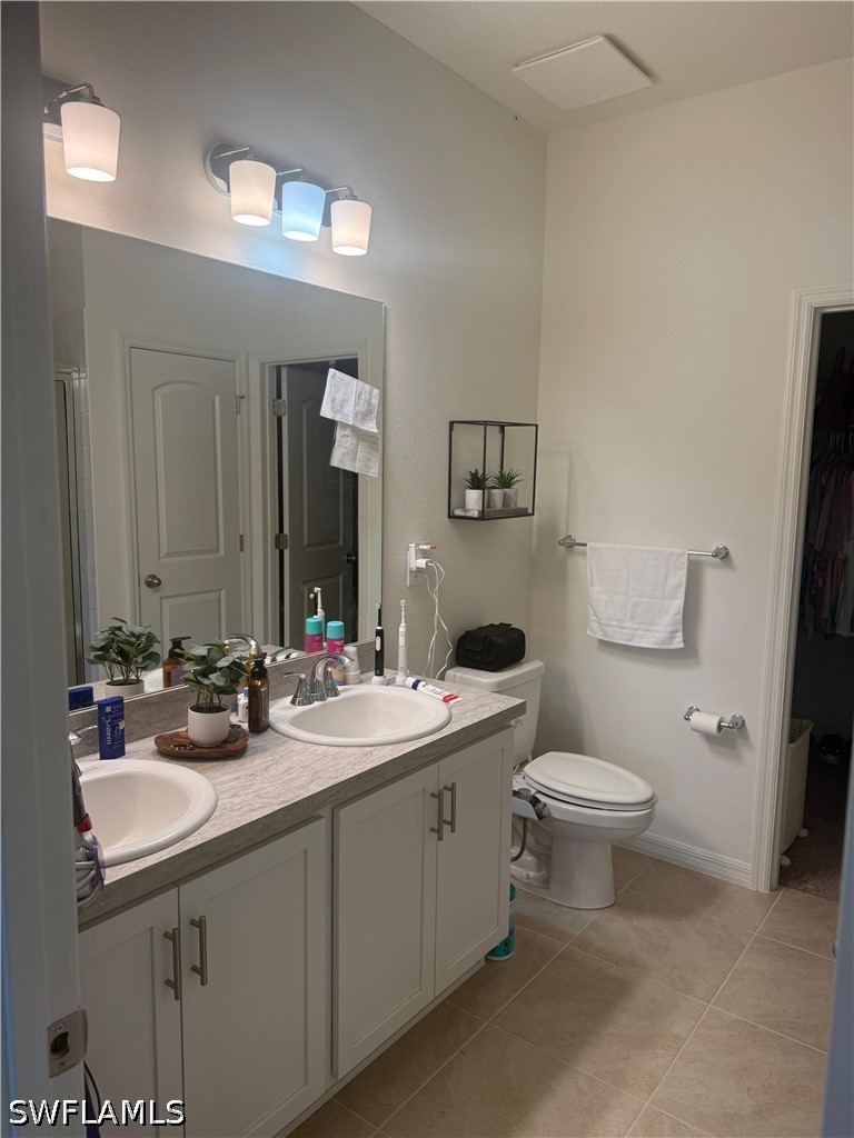 6543 Estero Bay Dr Property Photo 8