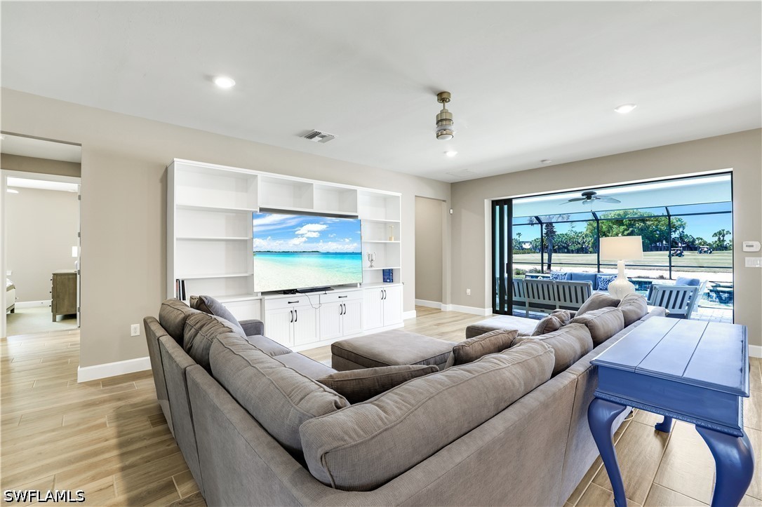 9373 Surfbird Ct Property Photo 13