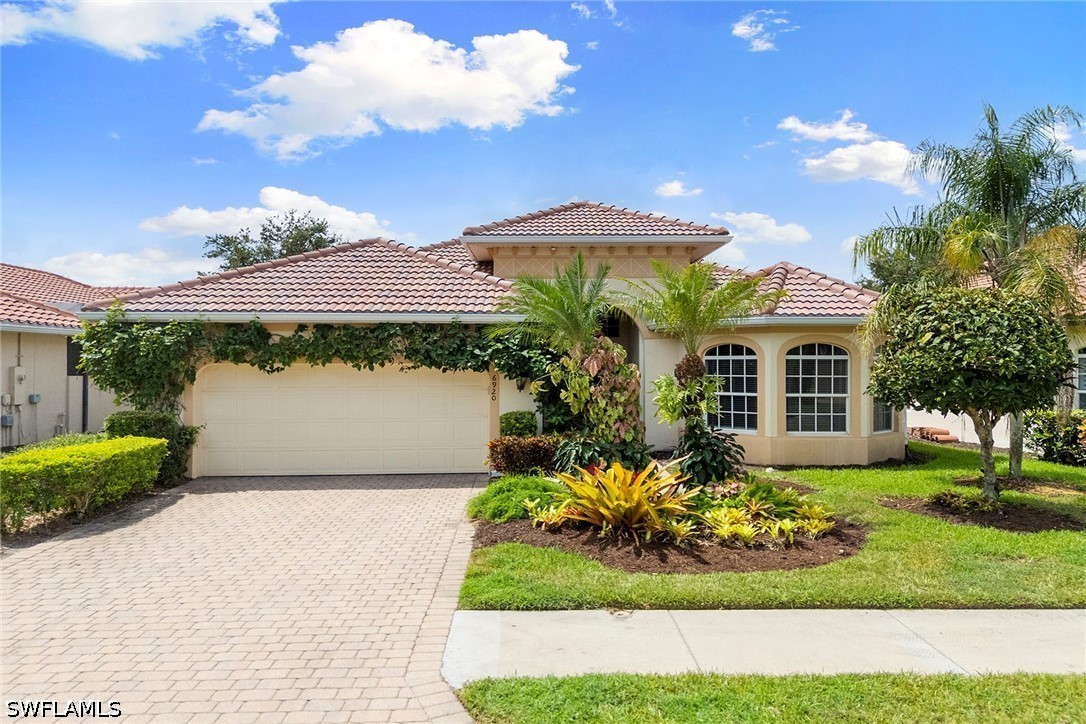 6920 Bent Grass Dr Property Photo 1