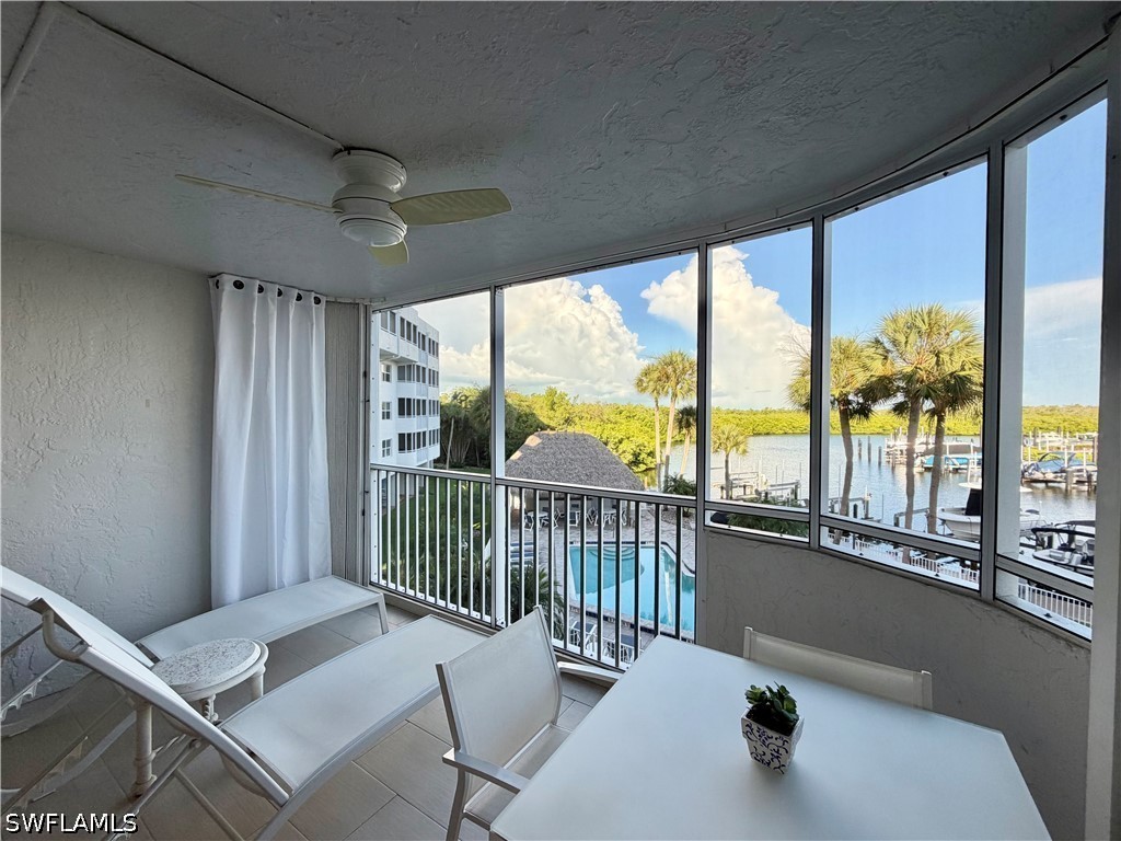 12945 Vanderbilt Dr 306 Property Photo 14