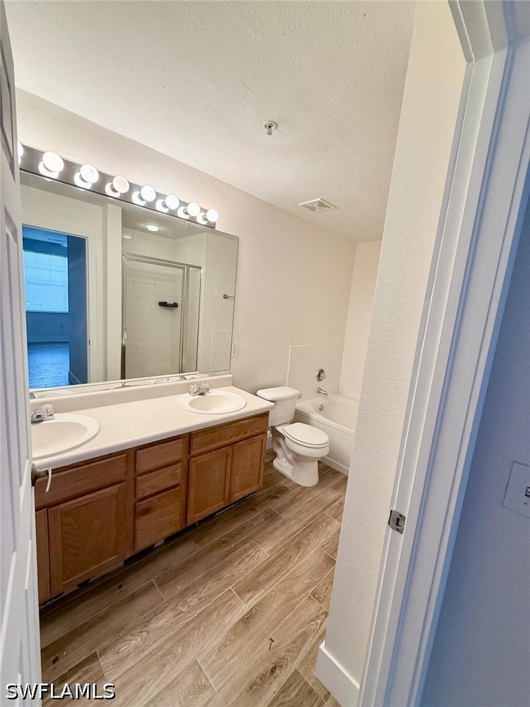 226030652 Property Photo 7