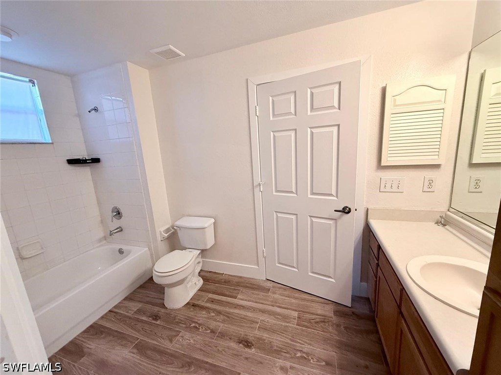 226030652 Property Photo 13