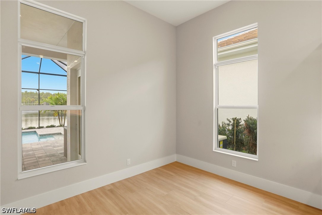 9661 Moonflower Ln Property Photo 13