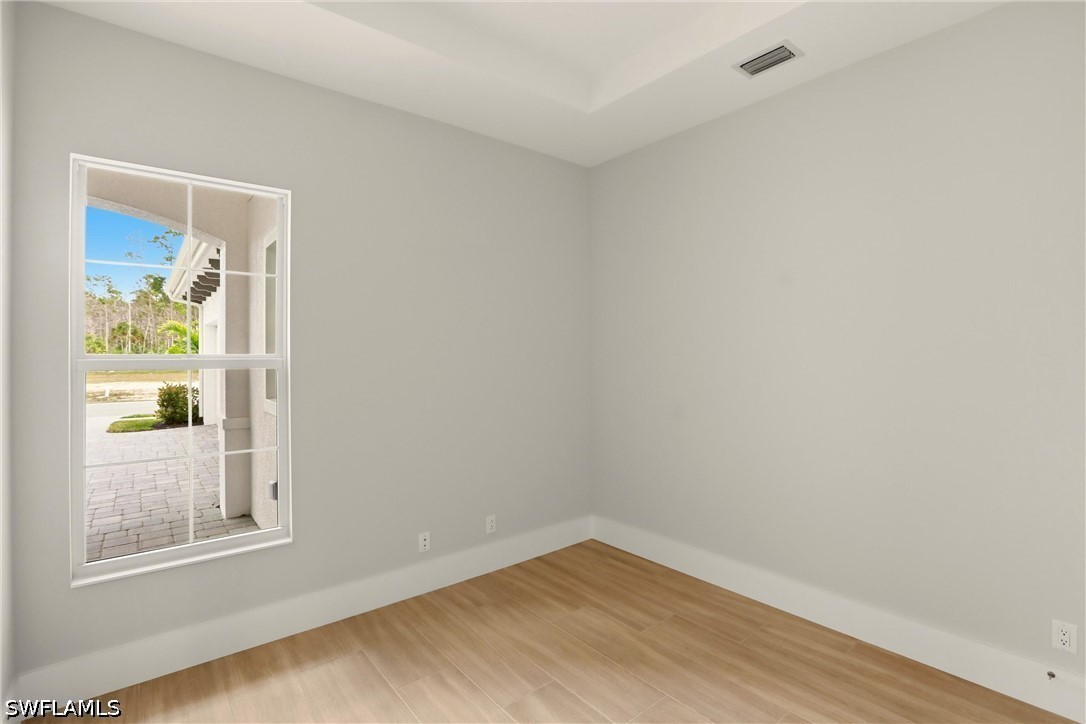 9661 Moonflower Ln Property Photo 16