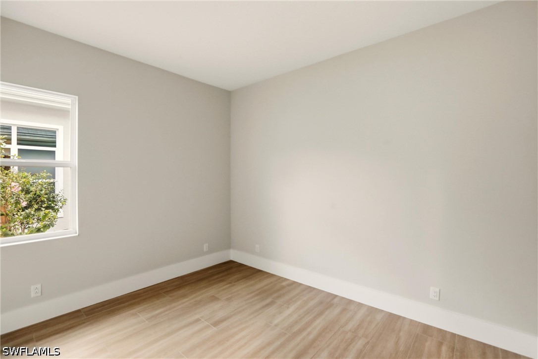 9661 Moonflower Ln Property Photo 22
