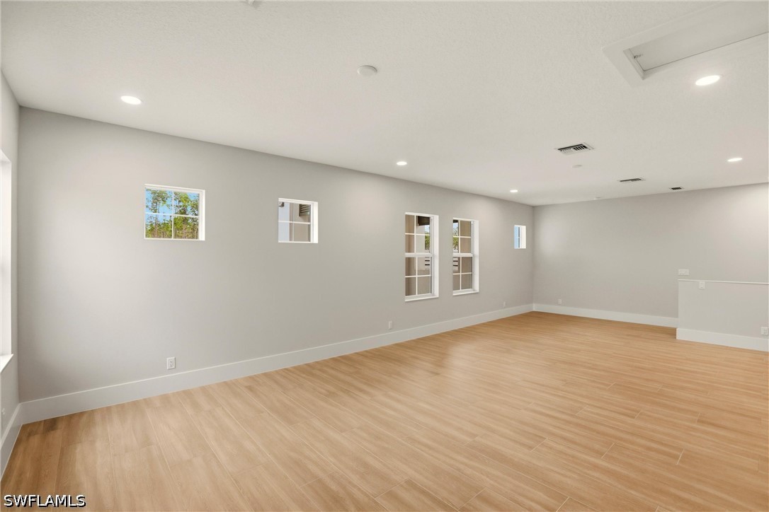 9661 Moonflower Ln Property Photo 35
