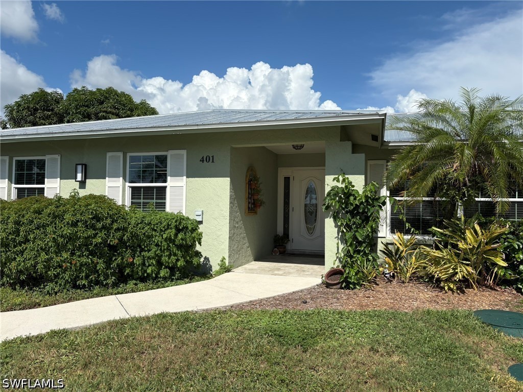 401 Panay Ave Property Photo 4