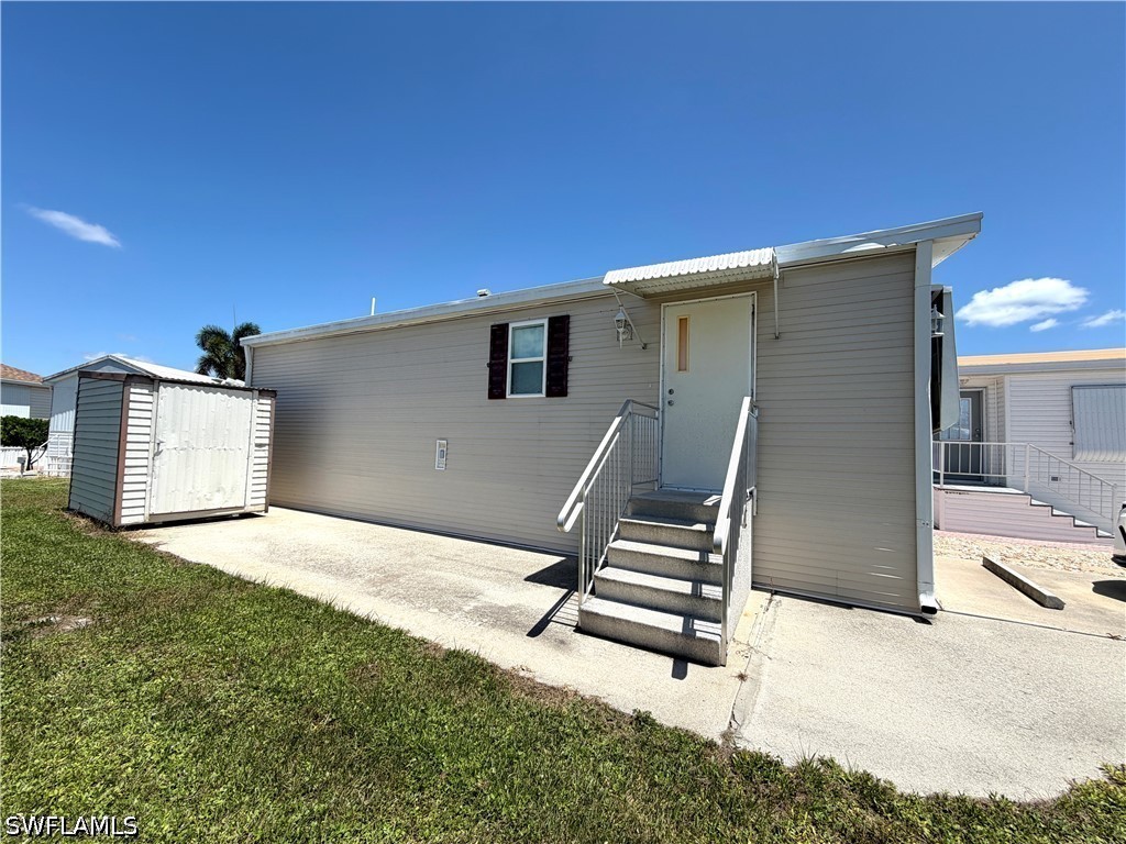 4550 Lafayette Ln E Property Photo 11