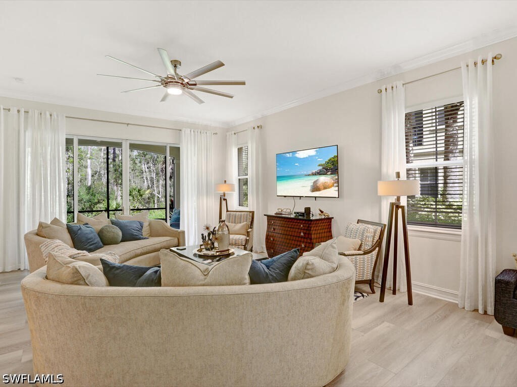 2847 Tiburon Blvd E 8-101 Property Photo 5