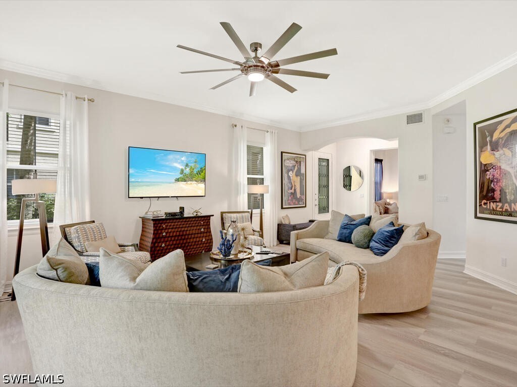 2847 Tiburon Blvd E 8-101 Property Photo 8