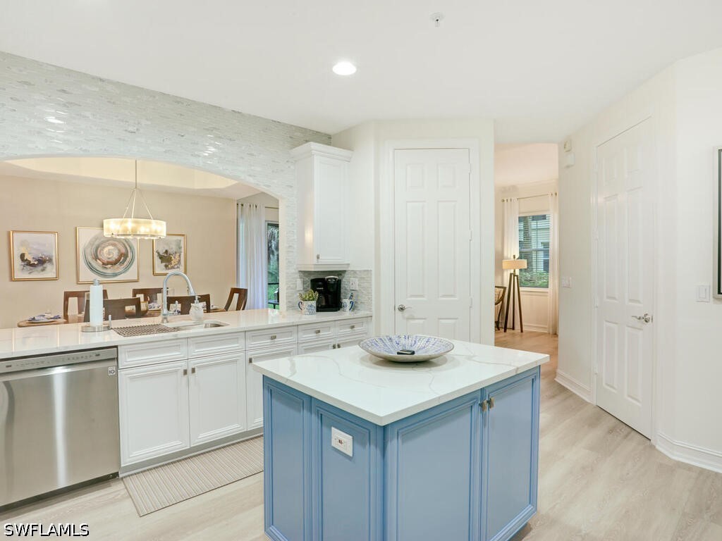 2847 Tiburon Blvd E 8-101 Property Photo 11