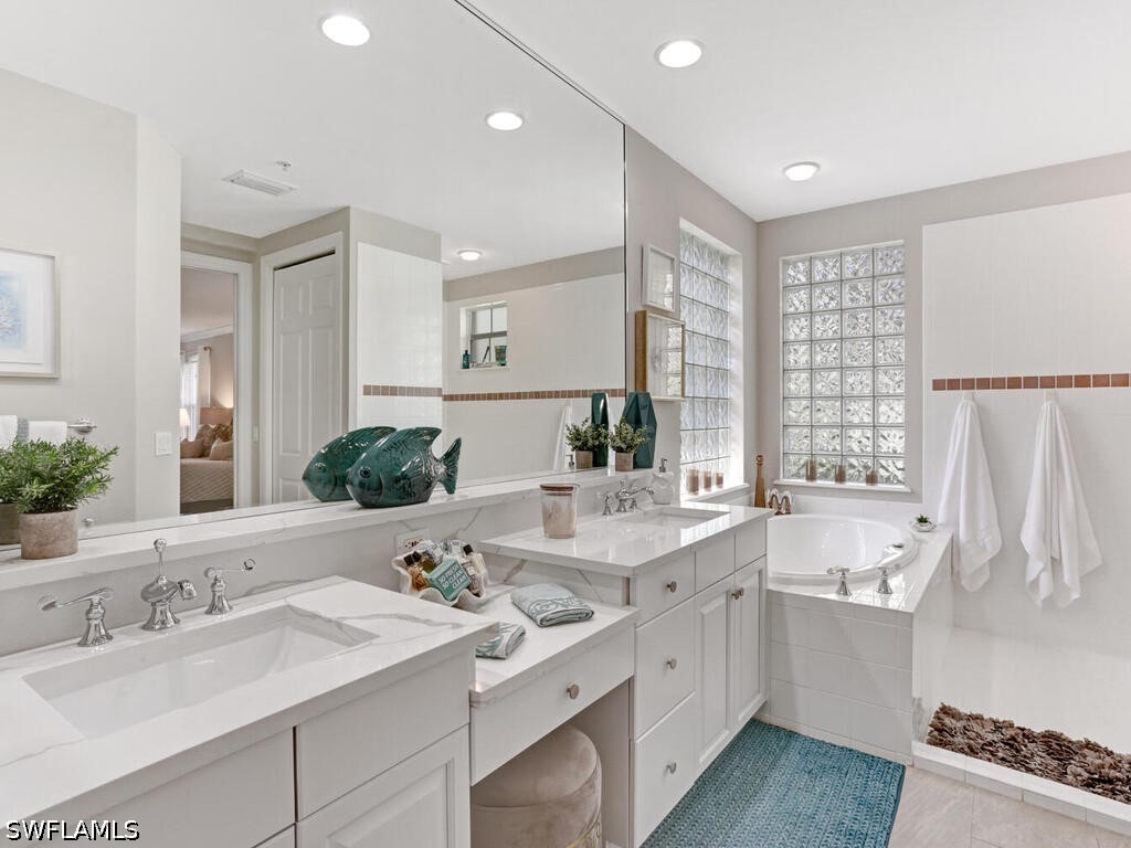 2847 Tiburon Blvd E 8-101 Property Photo 18