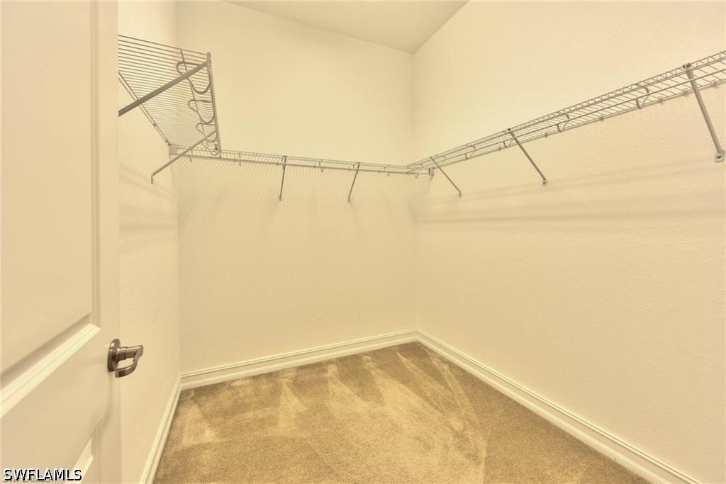 9336 Woodhurst Dr Property Photo 16