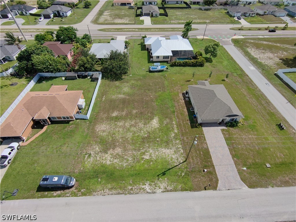 1920 Nw 24th Ter Property Photo 2
