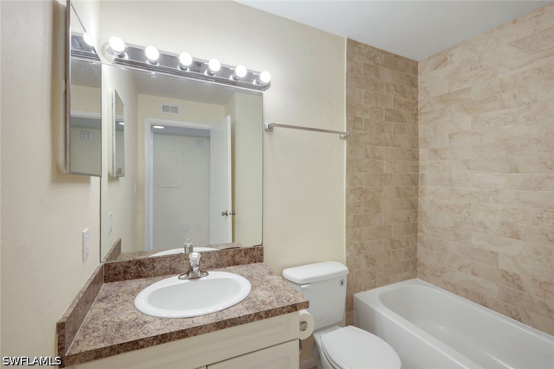3130 Seasons Way 405 Property Photo 14