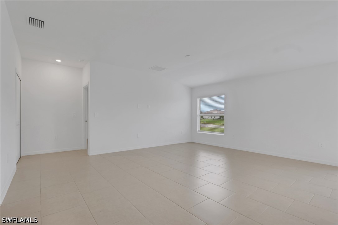 226030764 Property Photo 9
