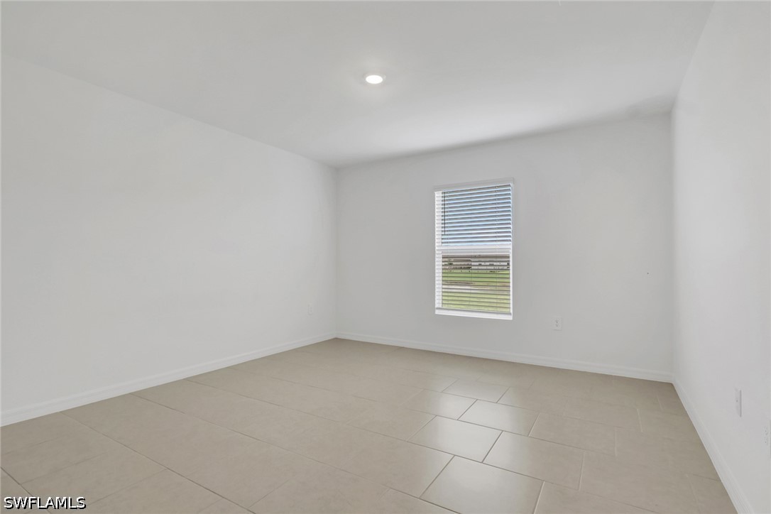 226030764 Property Photo 11