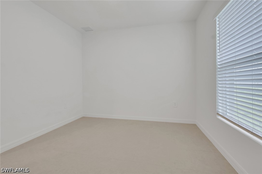 226030764 Property Photo 13