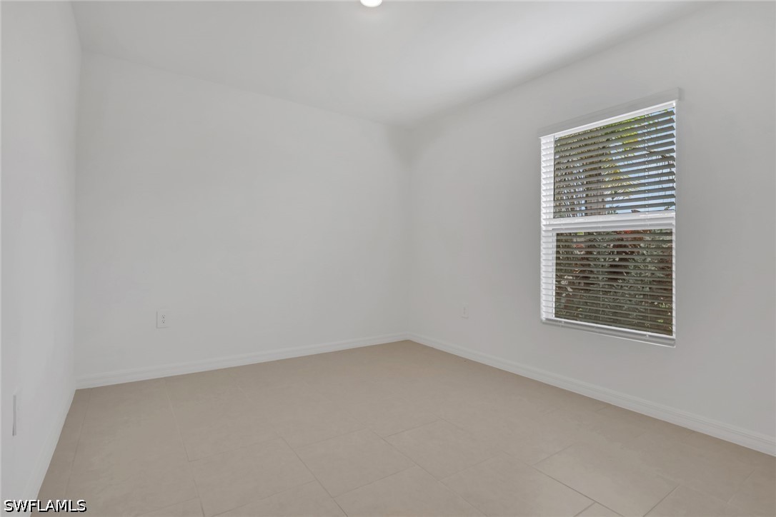 226030764 Property Photo 23