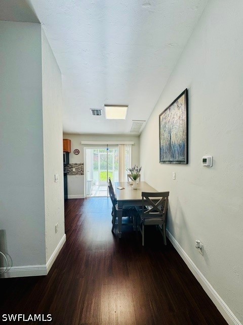 2142 55th Ter Sw B Property Photo 3