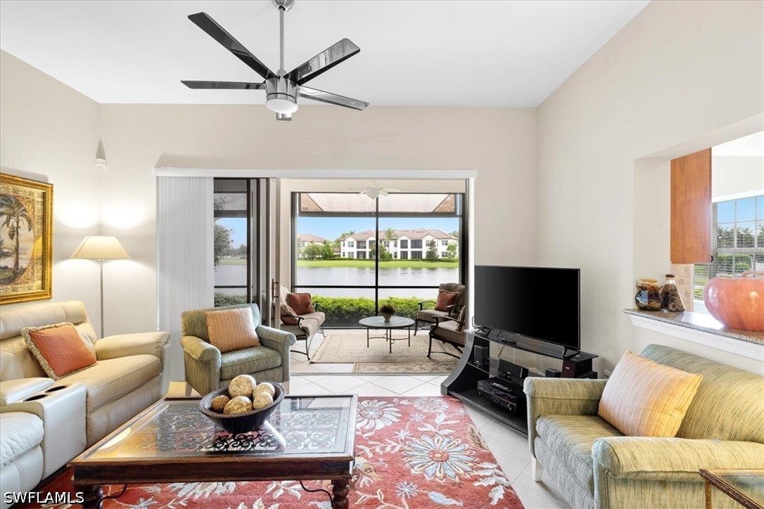 8051 Players Cove Dr 102 Property Photo 4