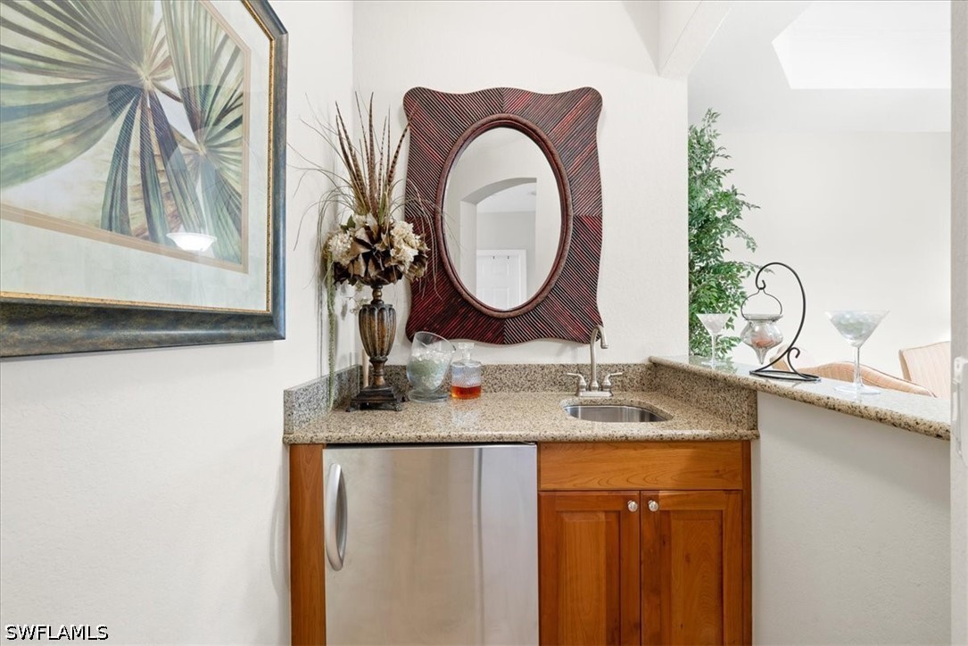 8051 Players Cove Dr 102 Property Photo 15