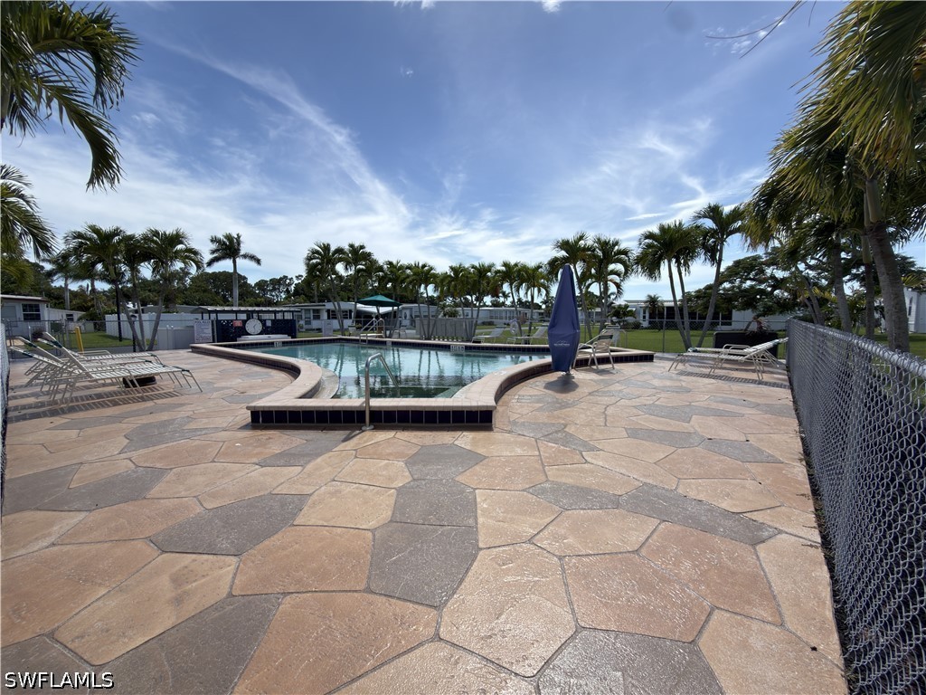109 Enchanting Blvd Property Photo 8