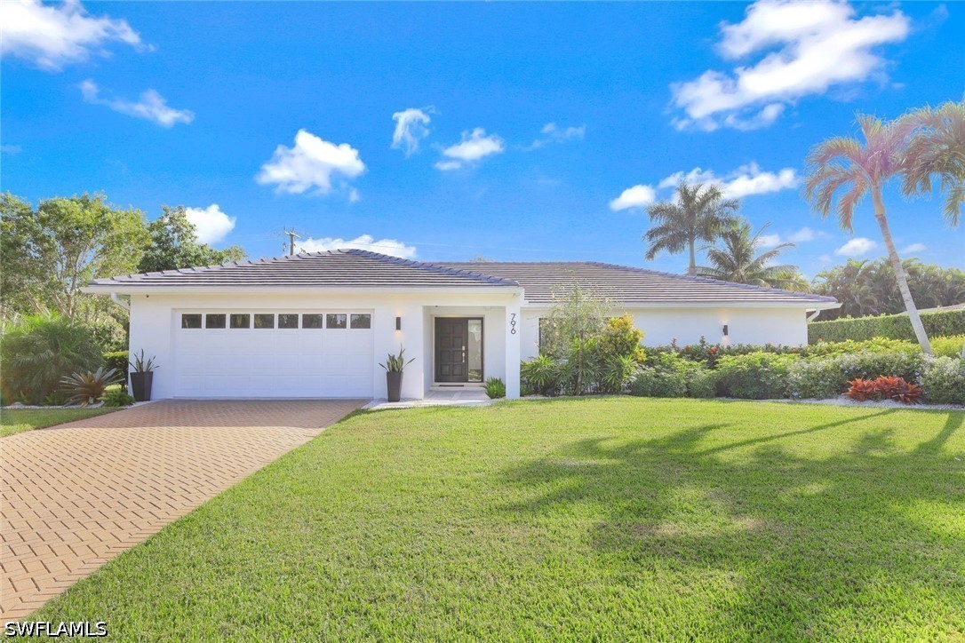 796 Ketch Dr Property Photo 5