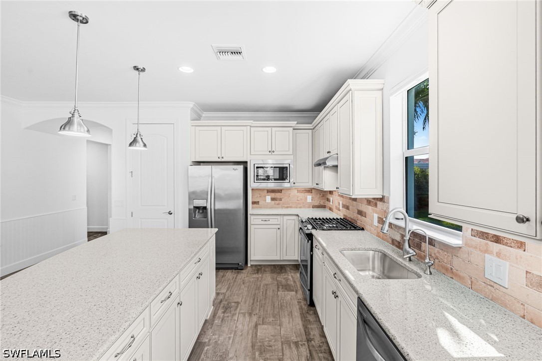 10647 Tiki Ct Property Photo 8