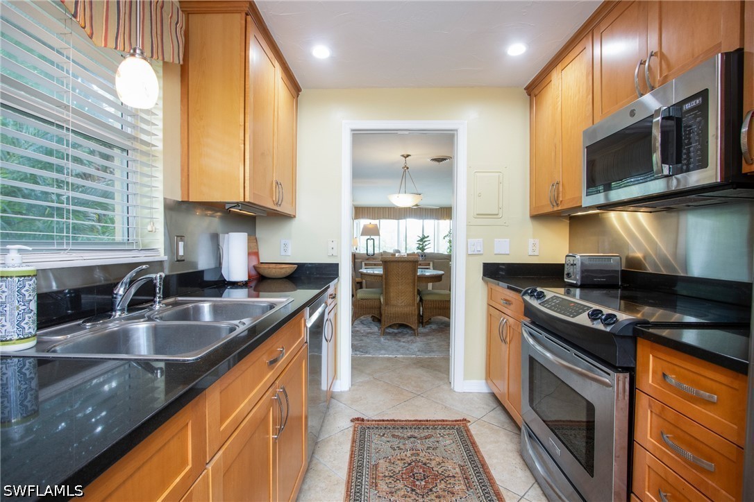 820 Ketch Dr 8 Property Photo 9