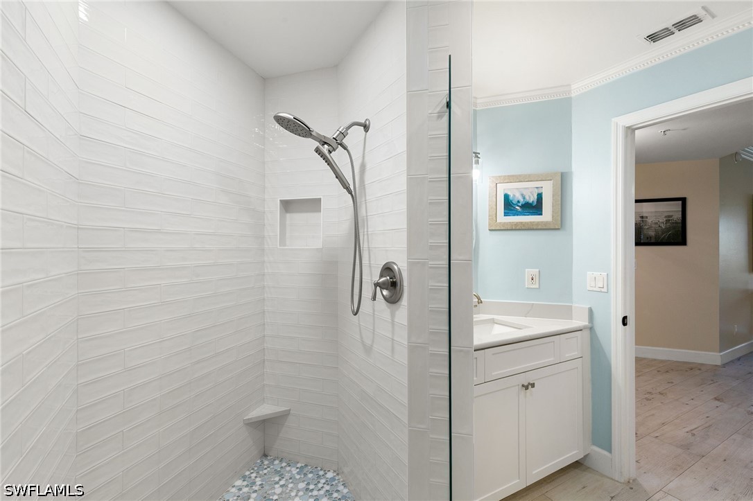 201 Vintage Bay Dr 2 Property Photo 21