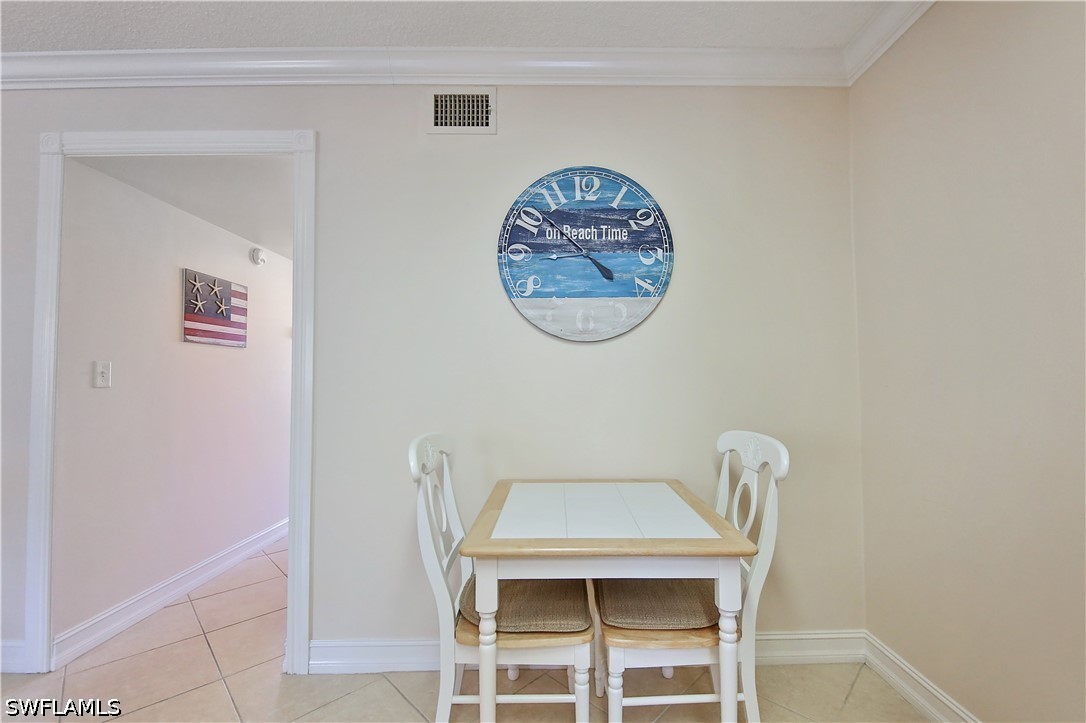 1100 Gulf Shore Blvd N 207 Property Photo 5