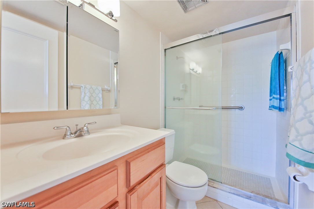 1100 Gulf Shore Blvd N 207 Property Photo 17