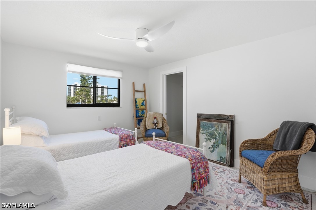 120 Albatross St Property Photo 26