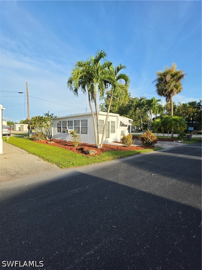 50 Temple Ln Property Photo 2