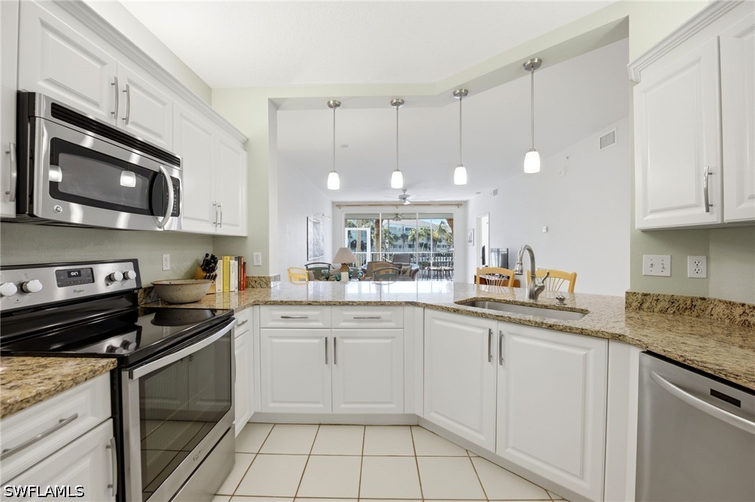 7638 Pebble Creek Cir 102 Property Photo 7