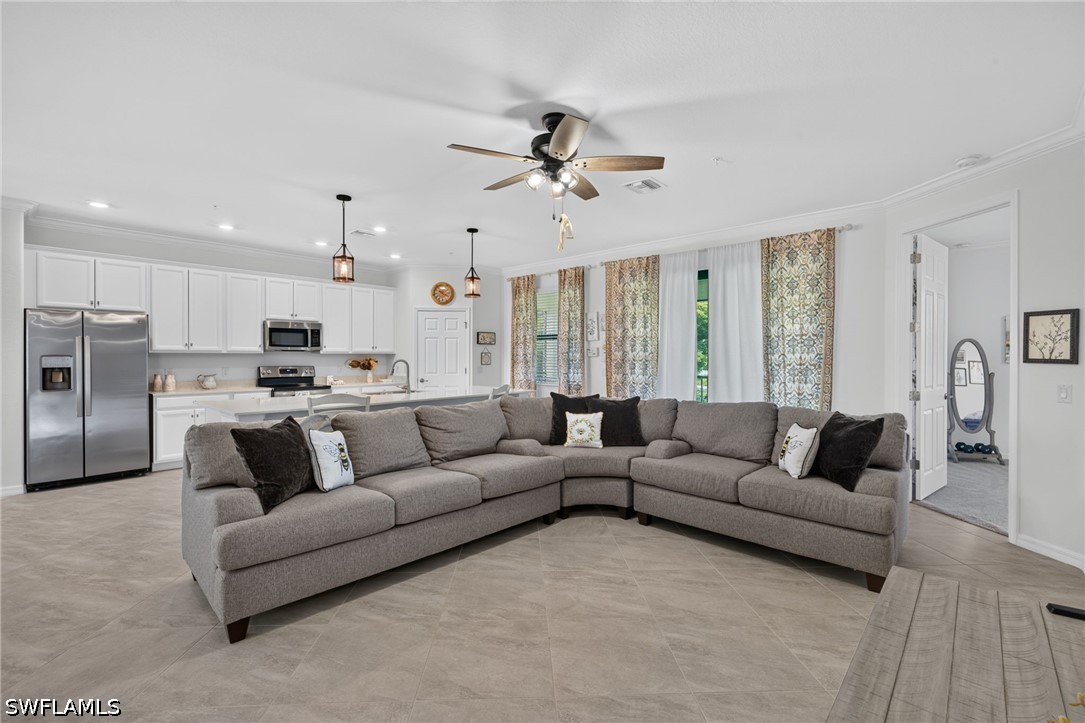 12015 Hawthorn Lake Dr 201 Property Photo 4