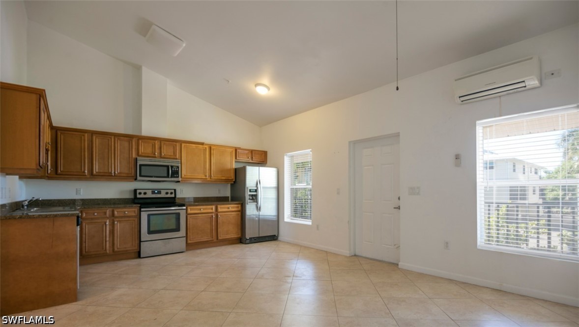 1555 Blue Point Ave 6 Property Photo 5