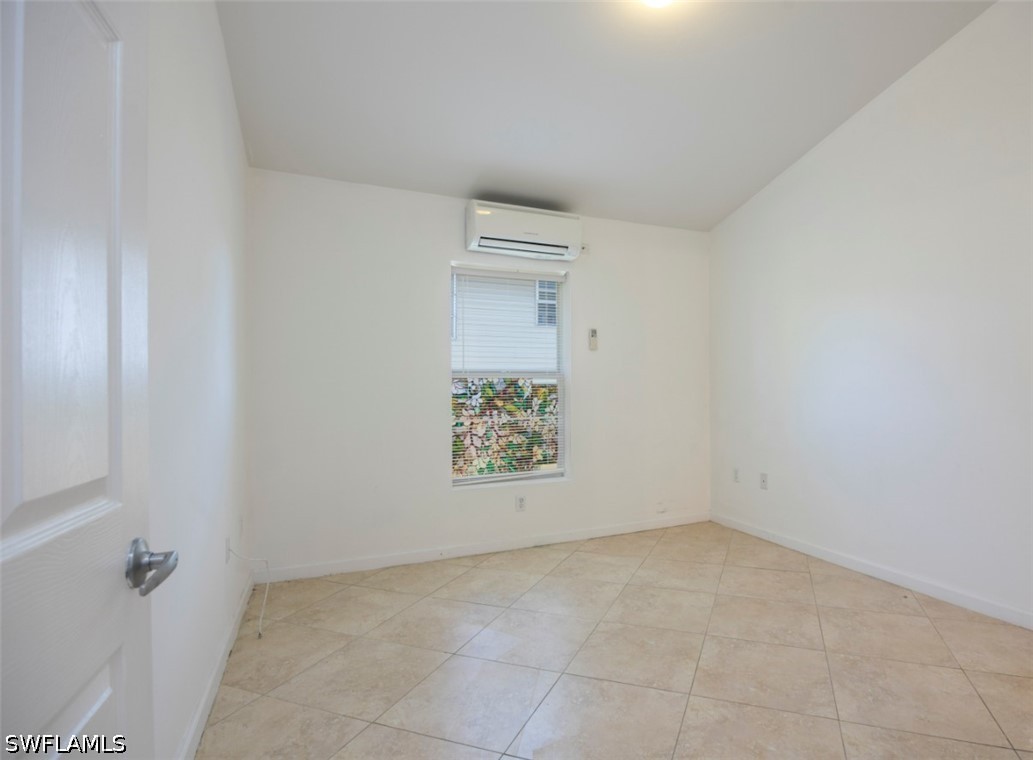 1555 Blue Point Ave 6 Property Photo 11