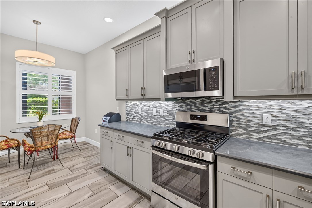 28405 Abruzzo Dr Property Photo 17