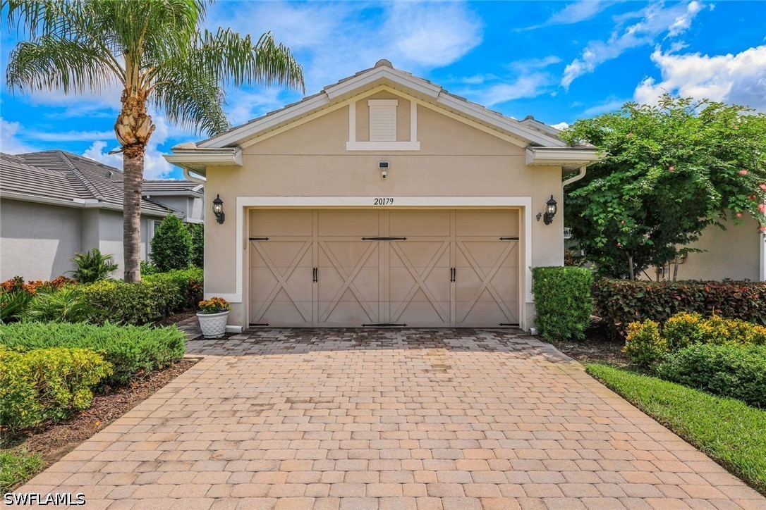 20179 Torch Key Way Property Photo 3