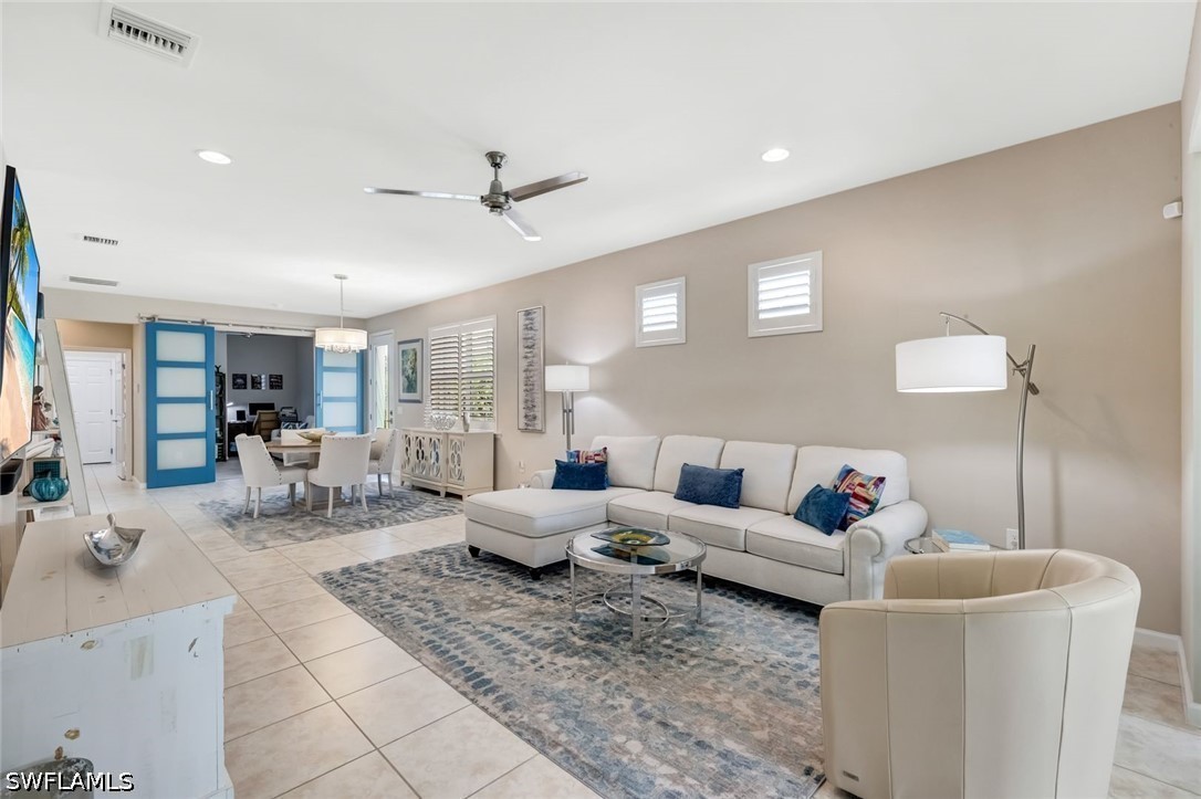 20179 Torch Key Way Property Photo 4