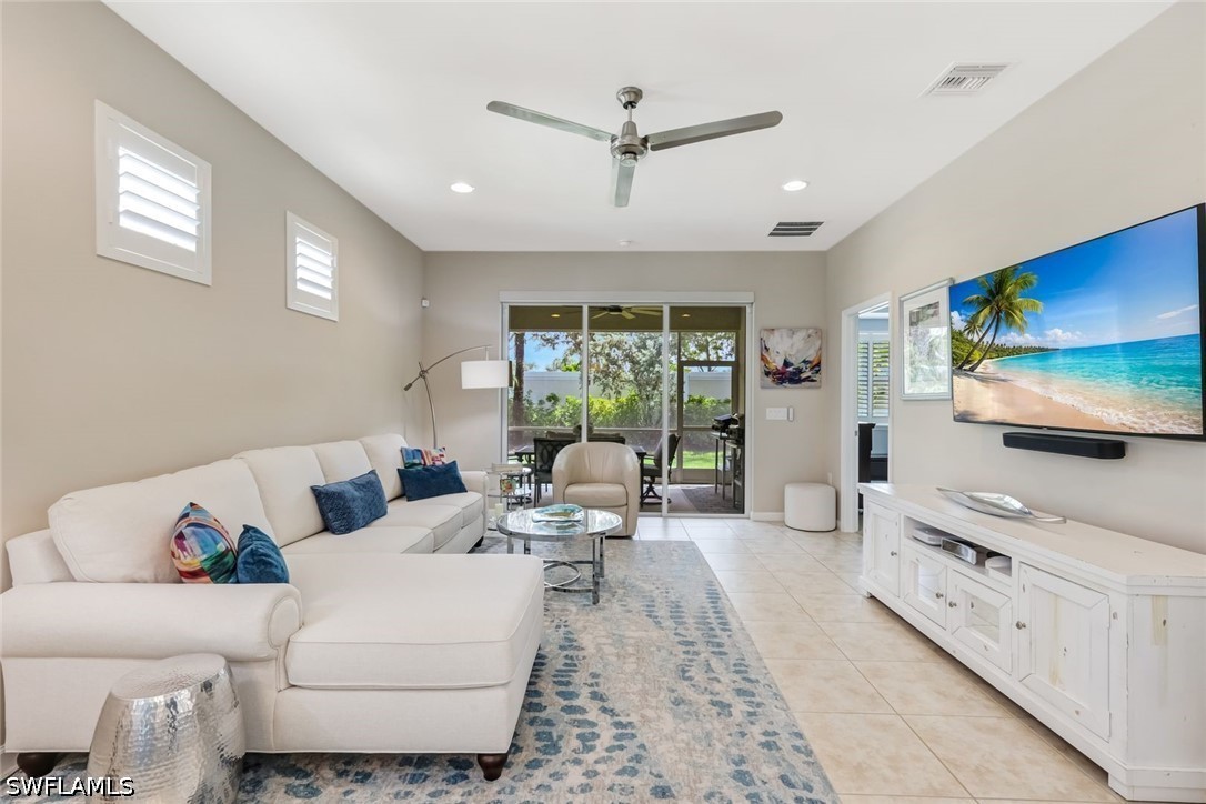 20179 Torch Key Way Property Photo 5